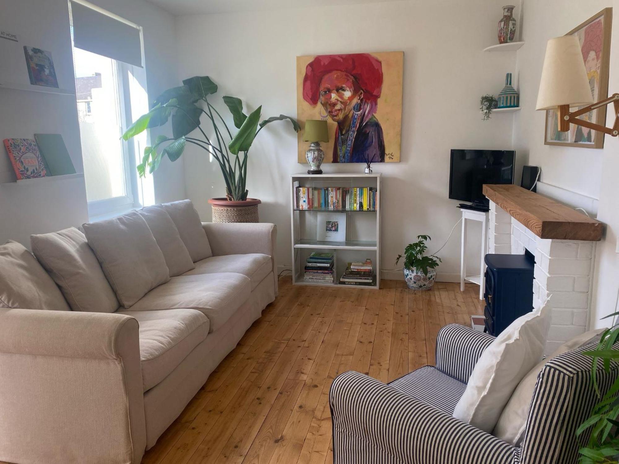 2 Bed With Garden Near Centre & Beach, Free Parking * EDI